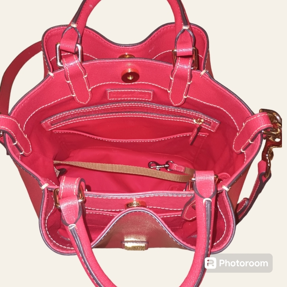EUC Dooney & Bourke Saffiano Small Barlow Tote Red Leather BSAFF1034 MSRP $378 - Picture 7 of 7